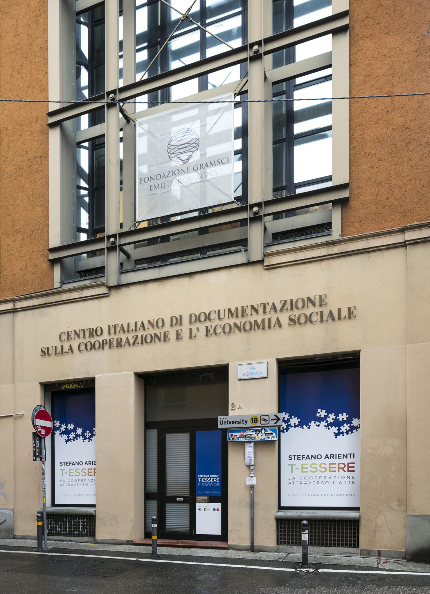 Un'immagine che ritrae pubblicità e azienda.