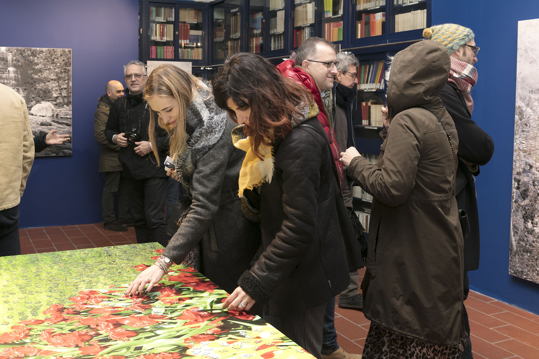 Un'immagine che ritrae capispalla, tessile, giacca, mostra e cappotto.