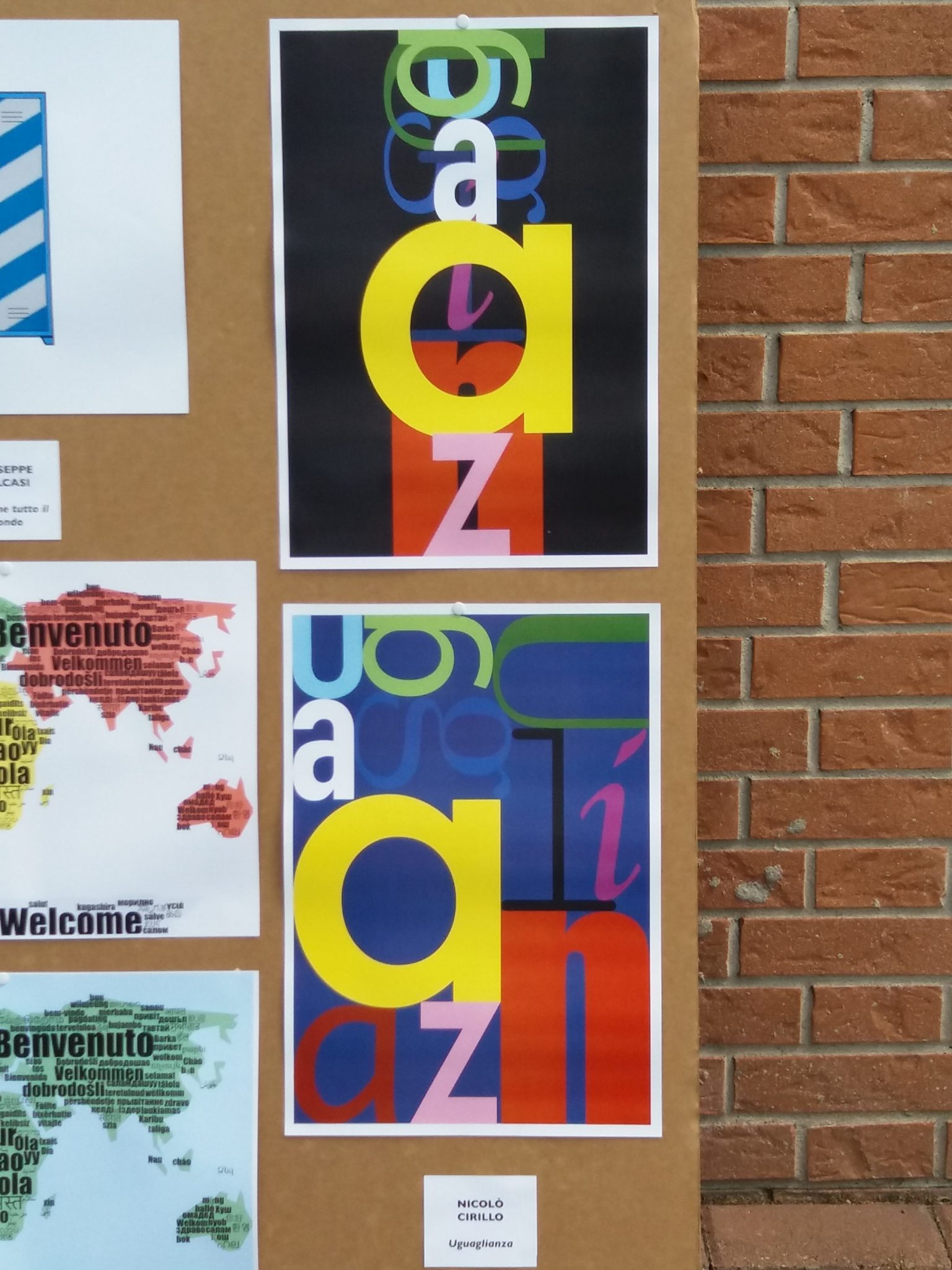 Un'immagine che ritrae arancia, font, poster, graphic design e pubblicità.
