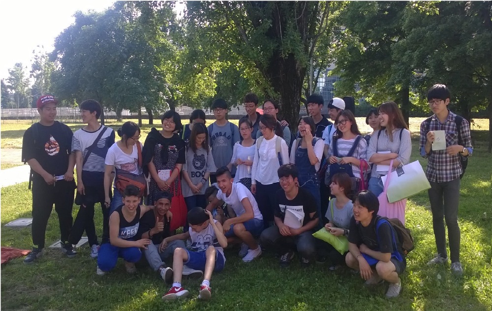 Un'immagine che ritrae gruppo sociale, gioventù, ricreazione, comunità e tempo libero.